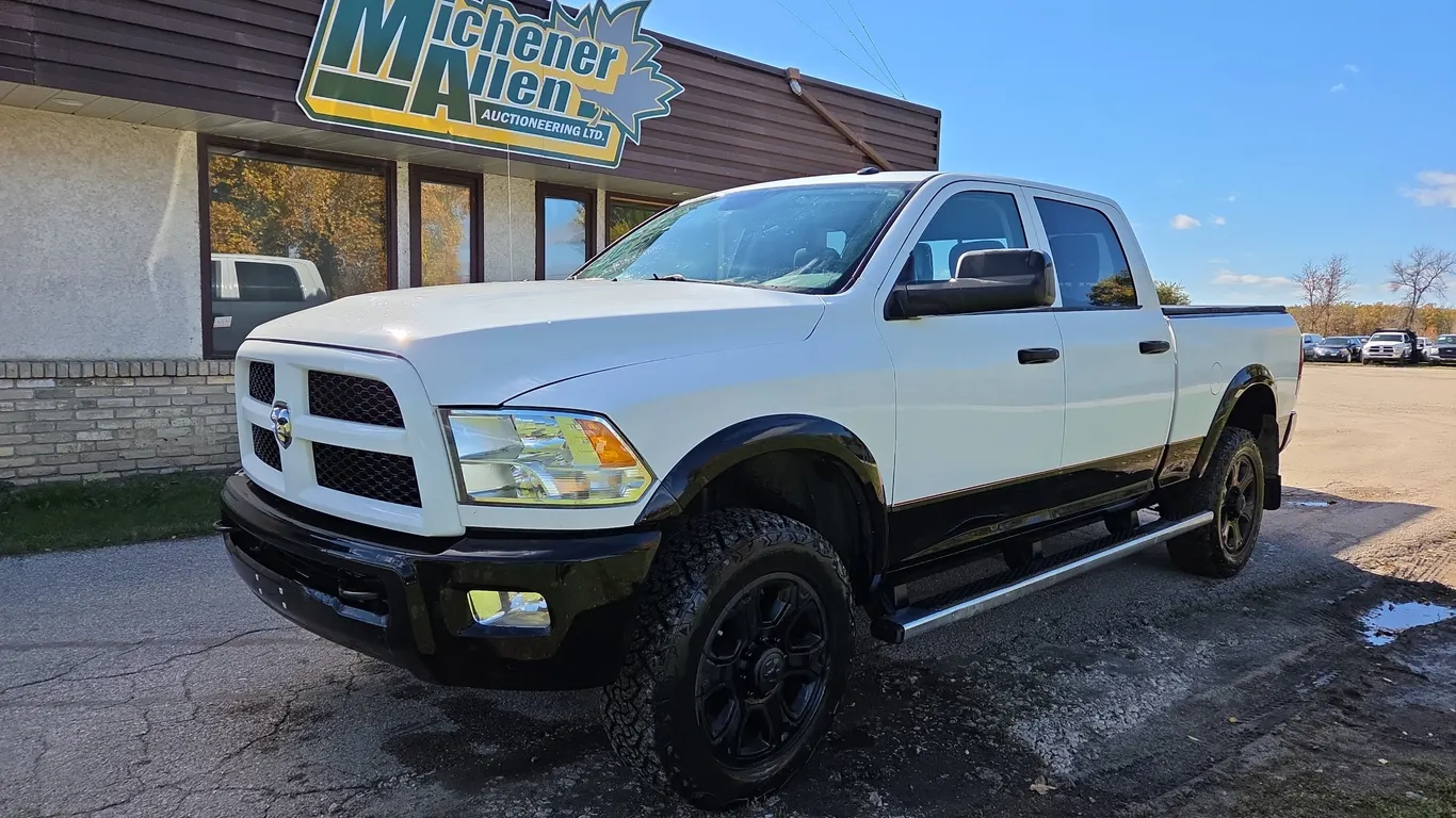 2014 Ram 2500 4x4 Outdoorsman 4dr Crew Cab 6.3 ft. SB Pickup