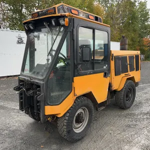 Trackless MT6 Sidewalk Machine