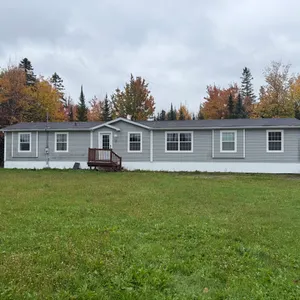 2010 PRESTIGE HOMES 3-BEDROOM, 1-BATH MINI HOME – SERIAL #TO FOLLOW – HOME ONLY
