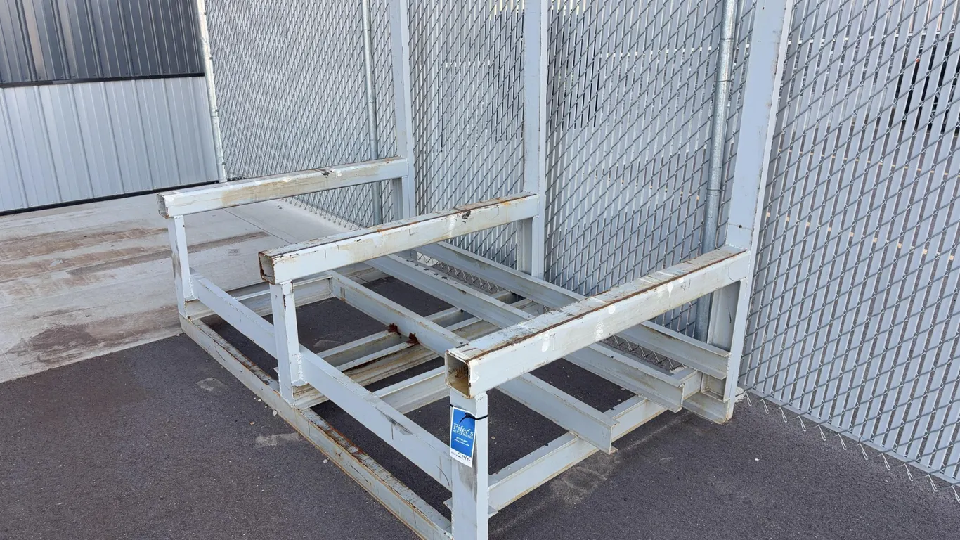 (2146) Lumber Sorting/Pulling Rack