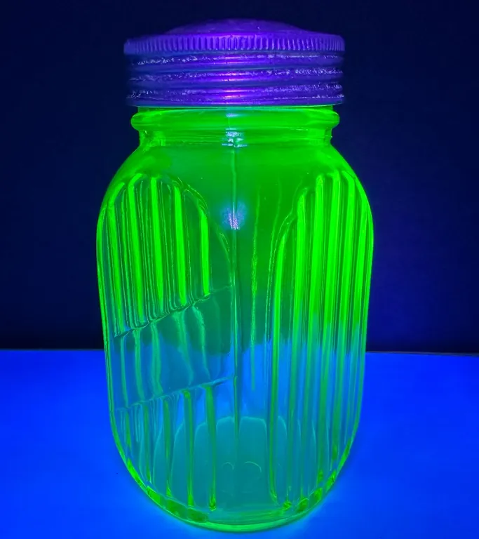 Anchor Hocking Depression Green Uranium Glass Hoosier Spice Jar