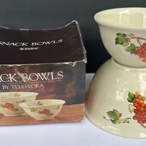 Teleflora Grape & Leaf Porcelain Mixing Snack Bowls