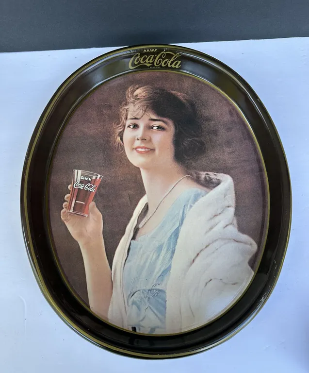 1973 Coca Cola Advertising Flapper Girl Oval Serving Tray