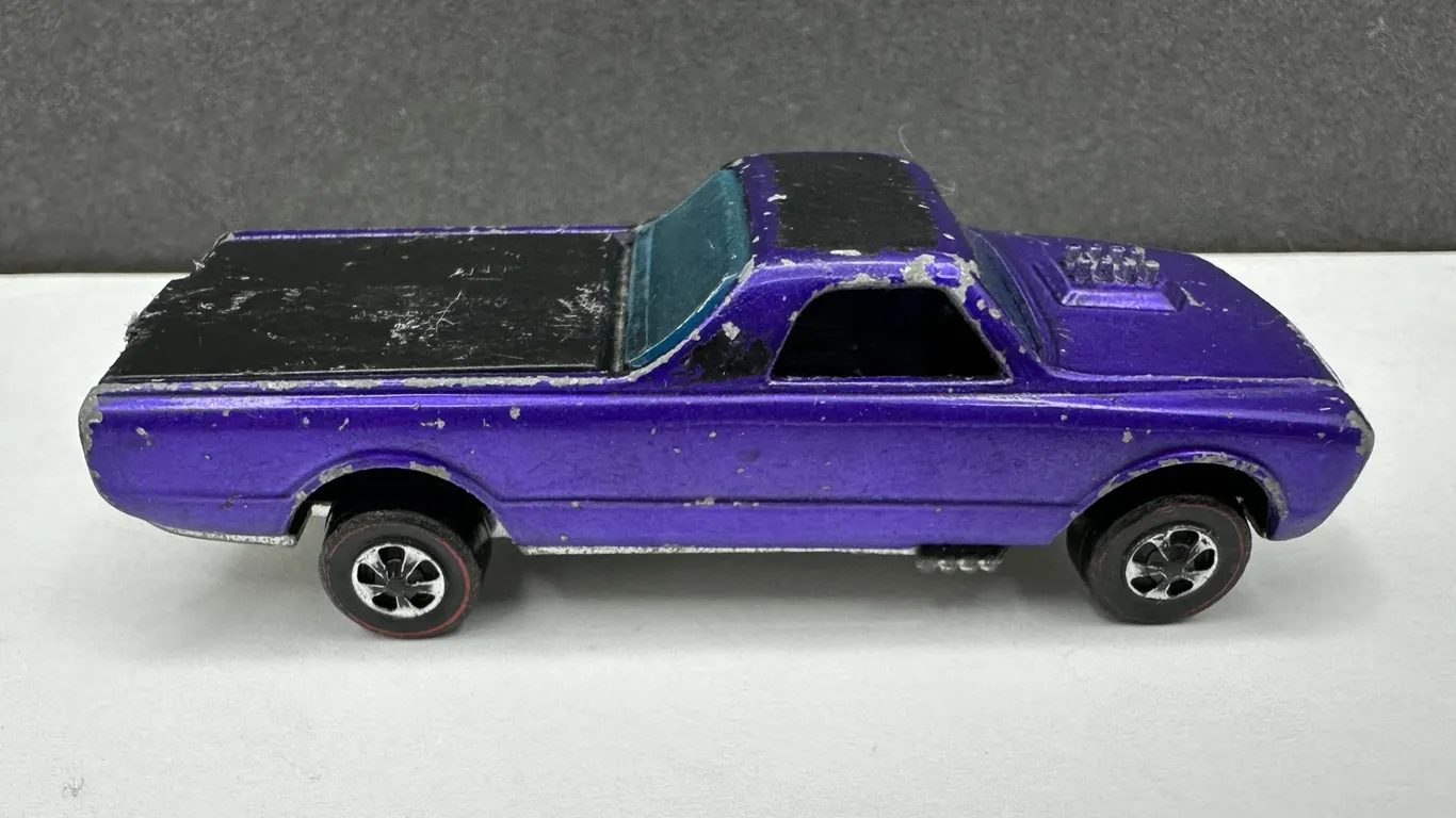 Original 1967-8 Hot Wheels Redline Custom Fleetside Purple with Brown Interior