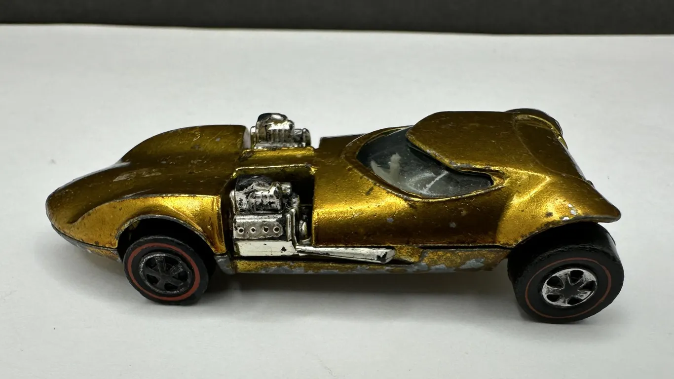 1968 Hot Wheels Redline Gold Twinmill with White Interior Hong Kong