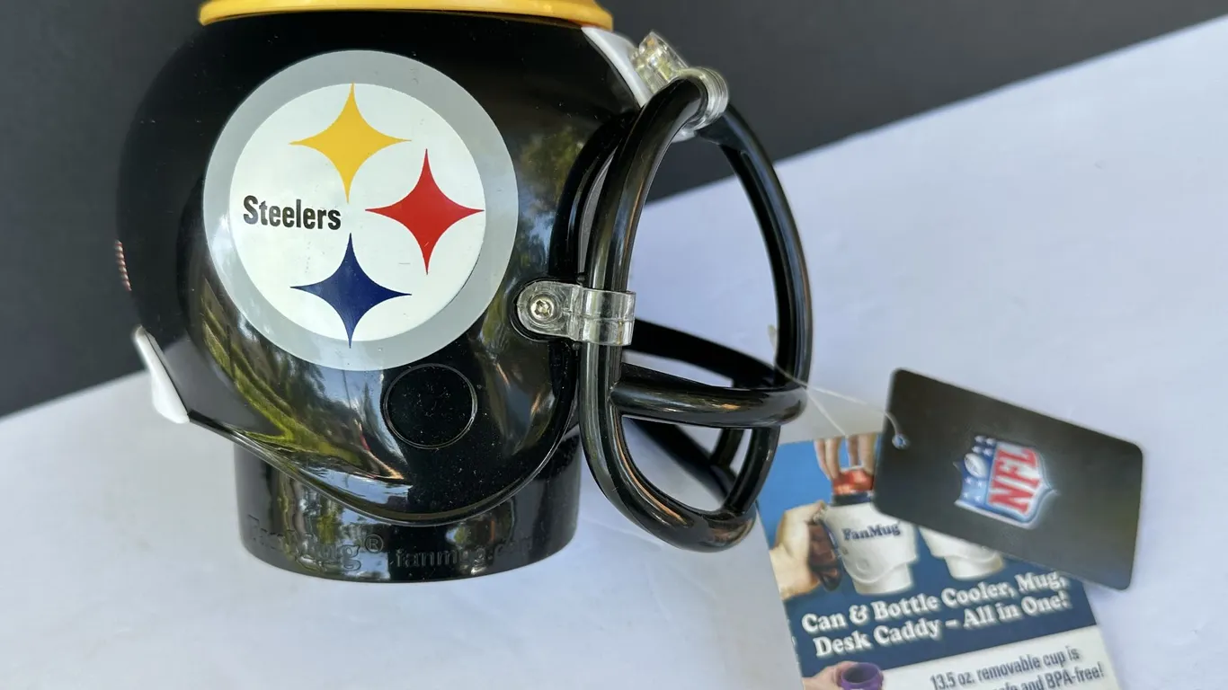 NFL Pittsburgh Steelers Football Can/Bottle Cooler Mug