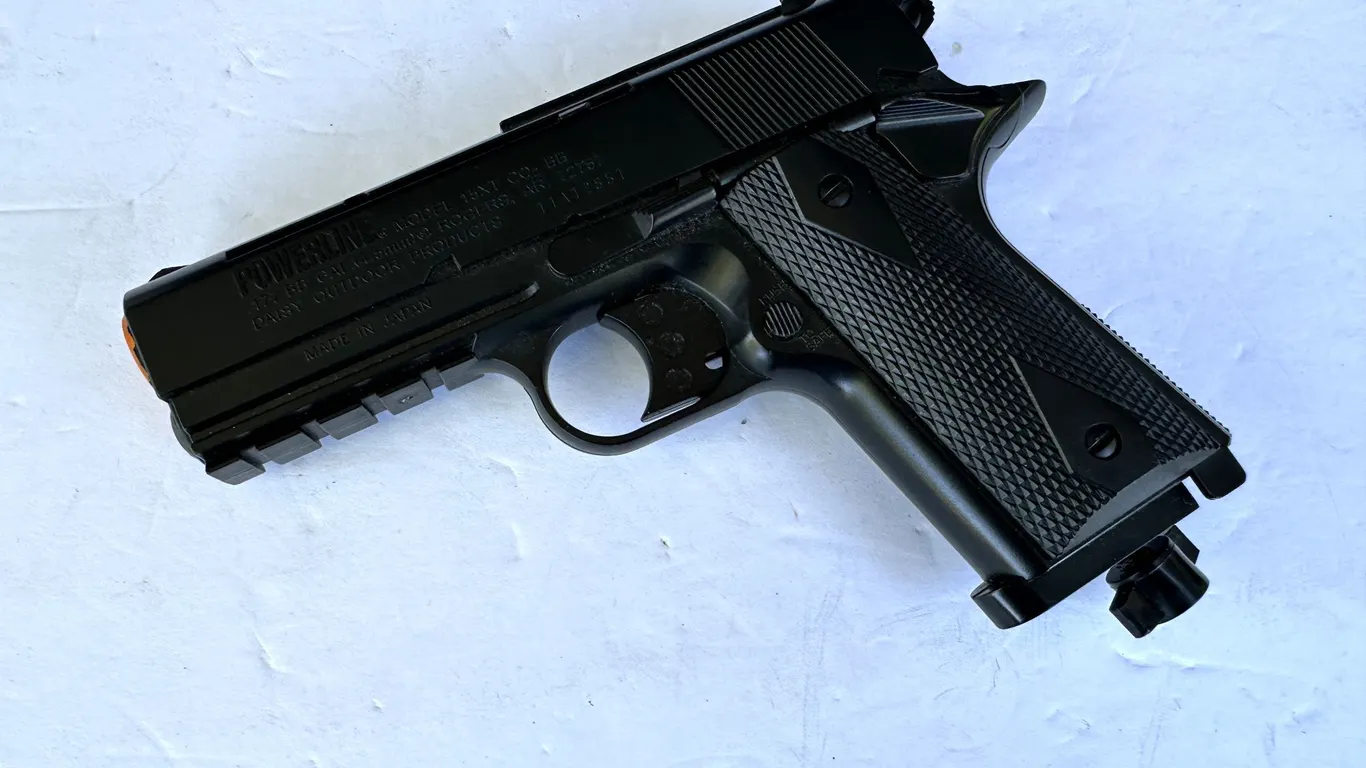 Daisy Powerline Model 15XT Co2 Air BB gun