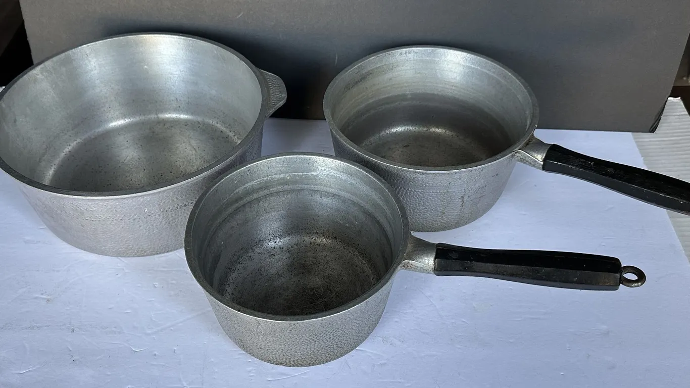 Hammered Aluminum Wood Handle Cookware Pans Dutch Oven No Lids