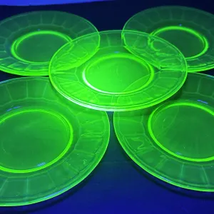 Depression Federal Glass Colonial Fluted Vaseline Green Plates
