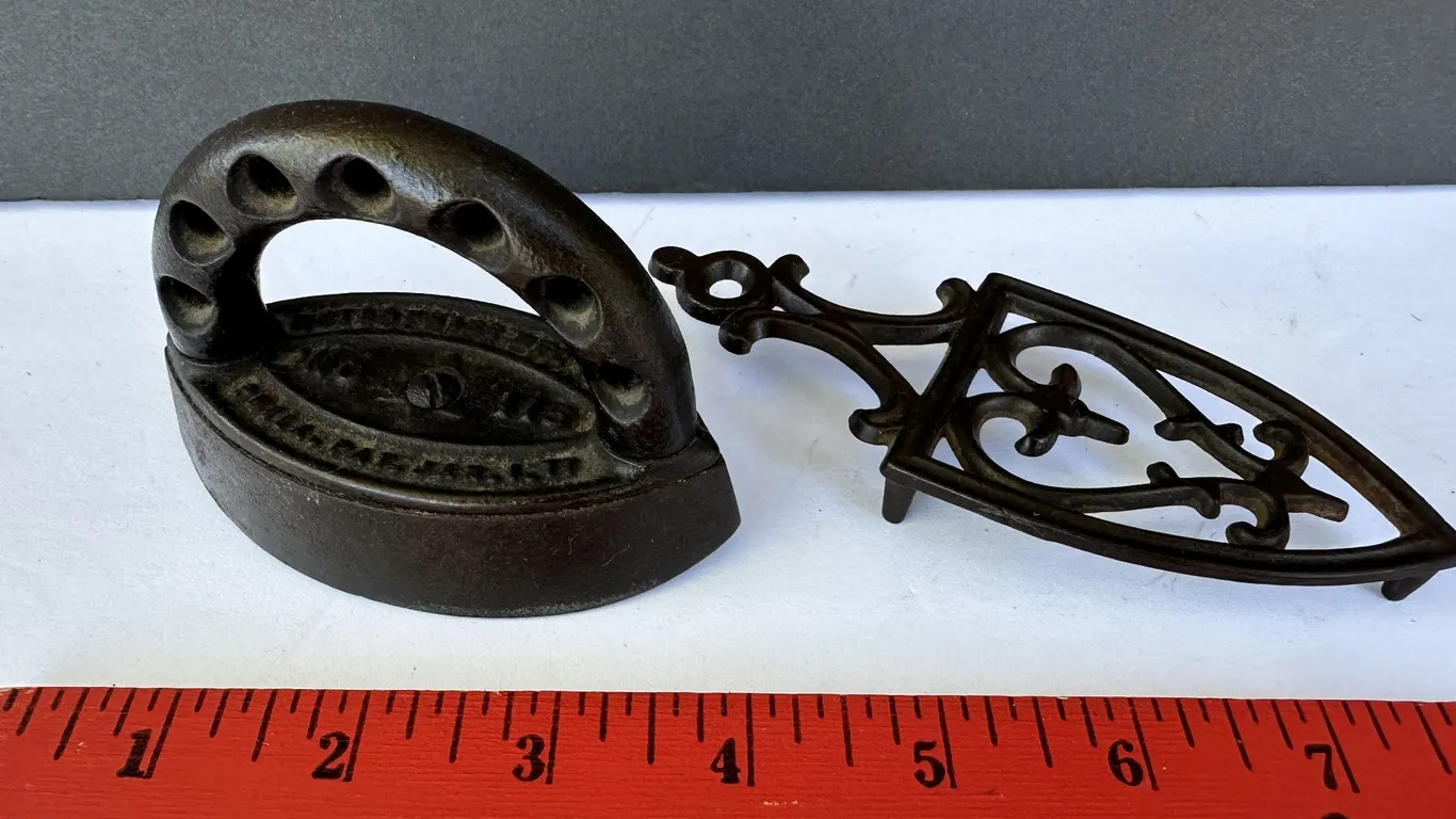 Antique Enterprise Mfg Co #115 Miniature Sad Iron & #3 Trivet