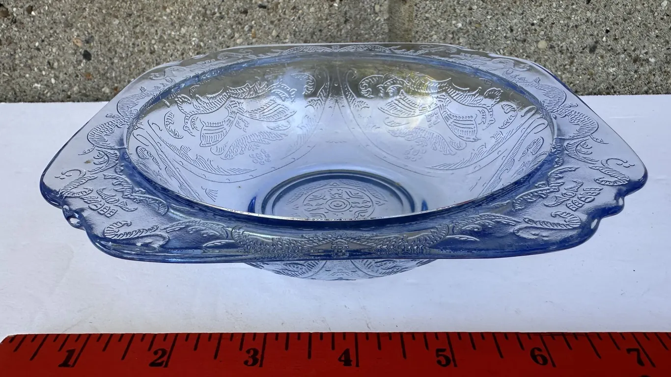 Indiana Glass Madrid Blue 6 7/8" Bowl