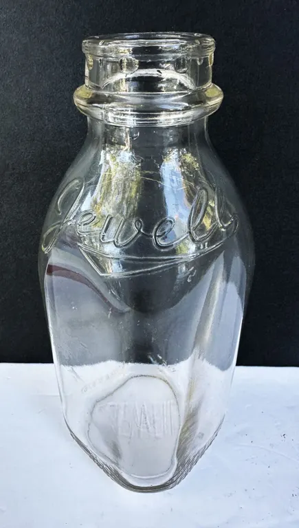 Lamb Glass Jewell 1 QT Milk Bottle