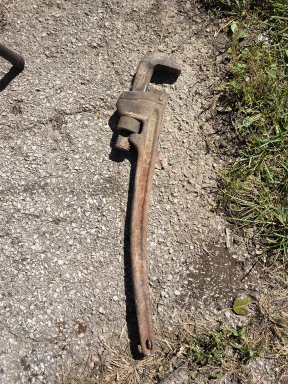 Vintage RIDGID Heavy-Duty Straight Pipe Wrench 24in