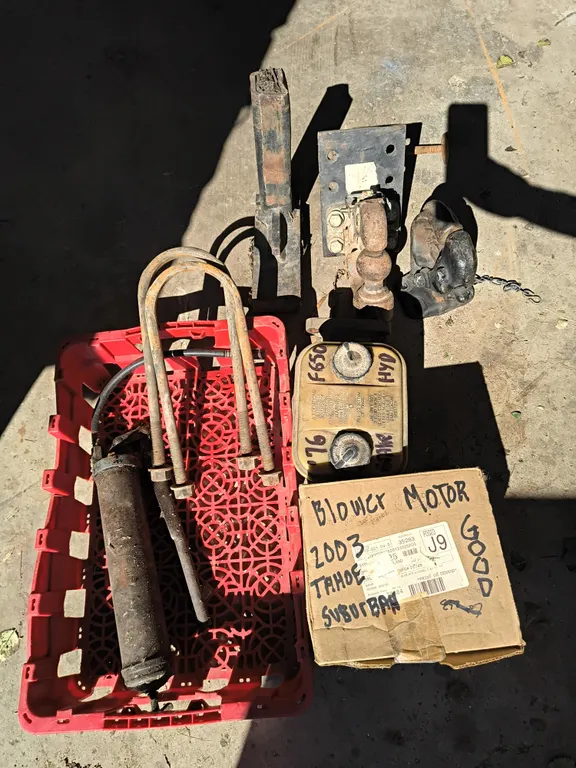 Pintel Hitches 15 Ton, 20 Ton, & Heavy Truck Parts