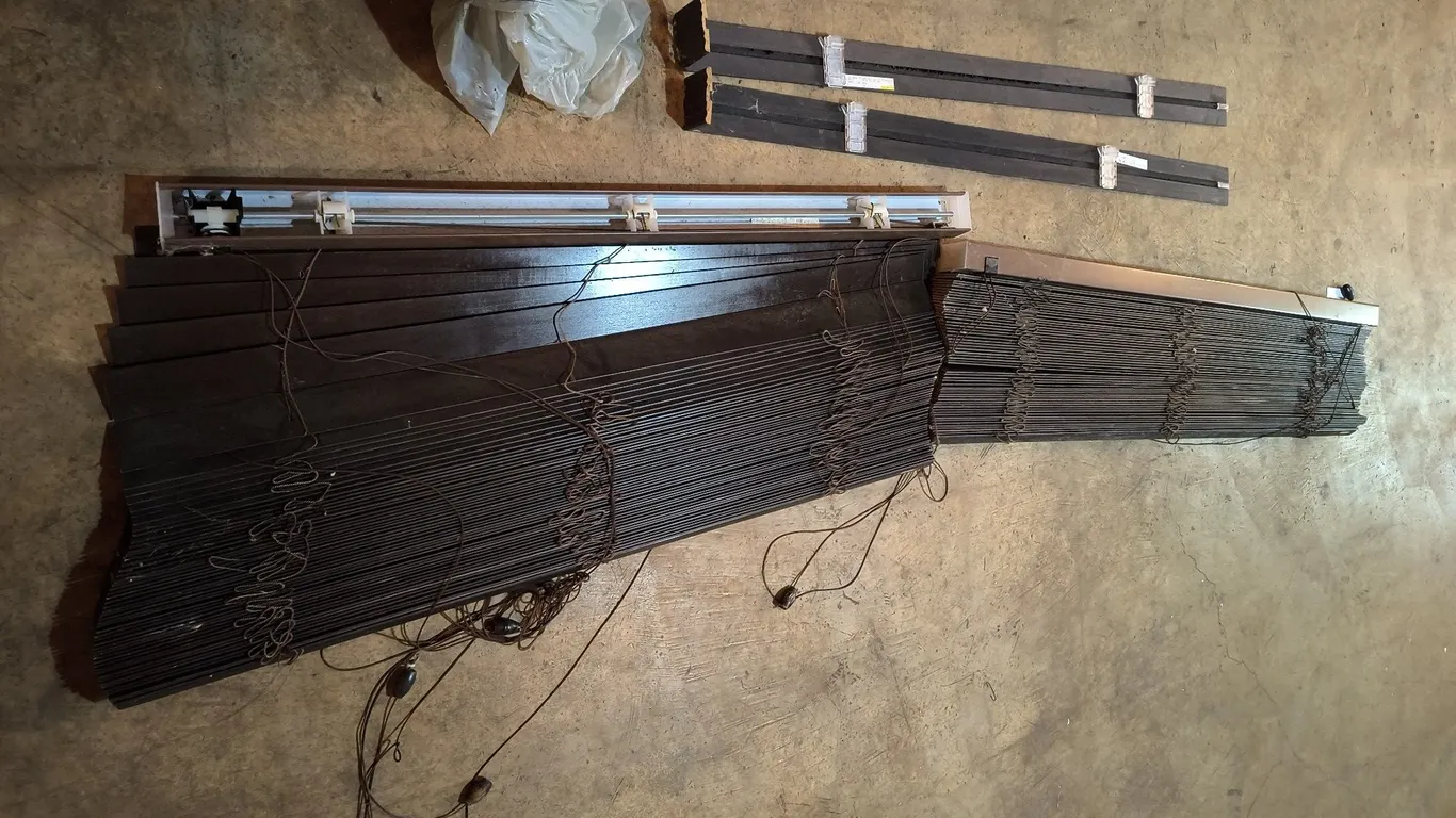 Windows Blades 39 1/4 x98 With Hardware