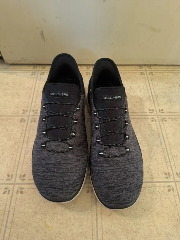Sketchers Women's Shoes Size 9.5