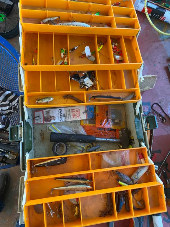 Rebel 910 Tackle Box With Misc. Tackle