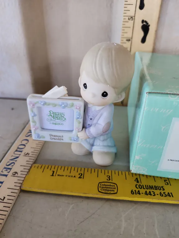 2001 Precious Moments "Precious Grandpa" Picture Frame Figure