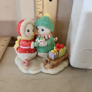 2005 Precious Moments Snow Friends Collection Figure "Id Go Any Length To Make You Happy"