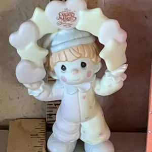 1997 Precious Moments Symbol Of Membership "The Fun Starts Here" Figure
