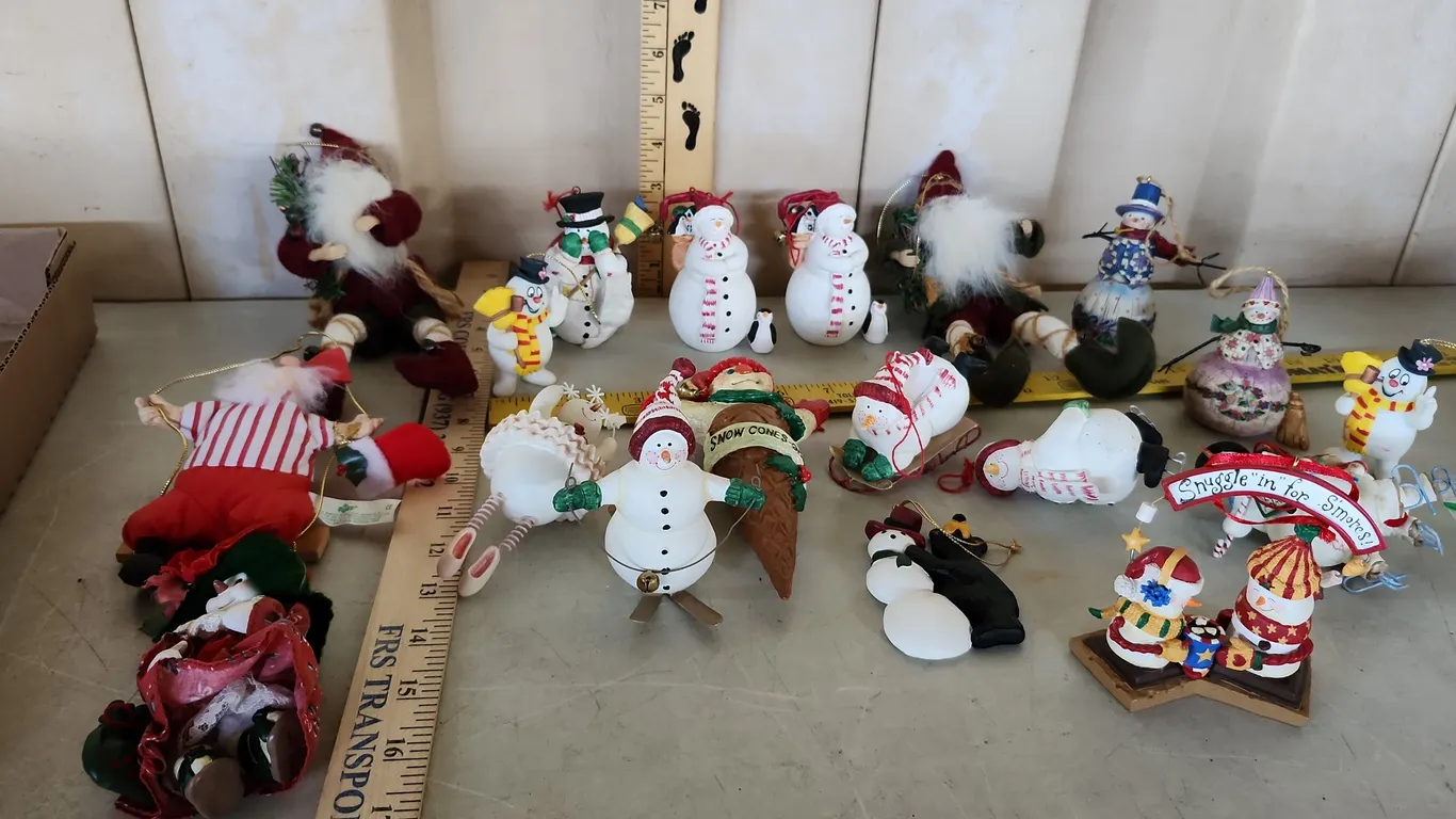 Christmas Ornaments-Snowmen, Santas, Frosty The Snowman, Etc. (1 Has Damaged Nose)