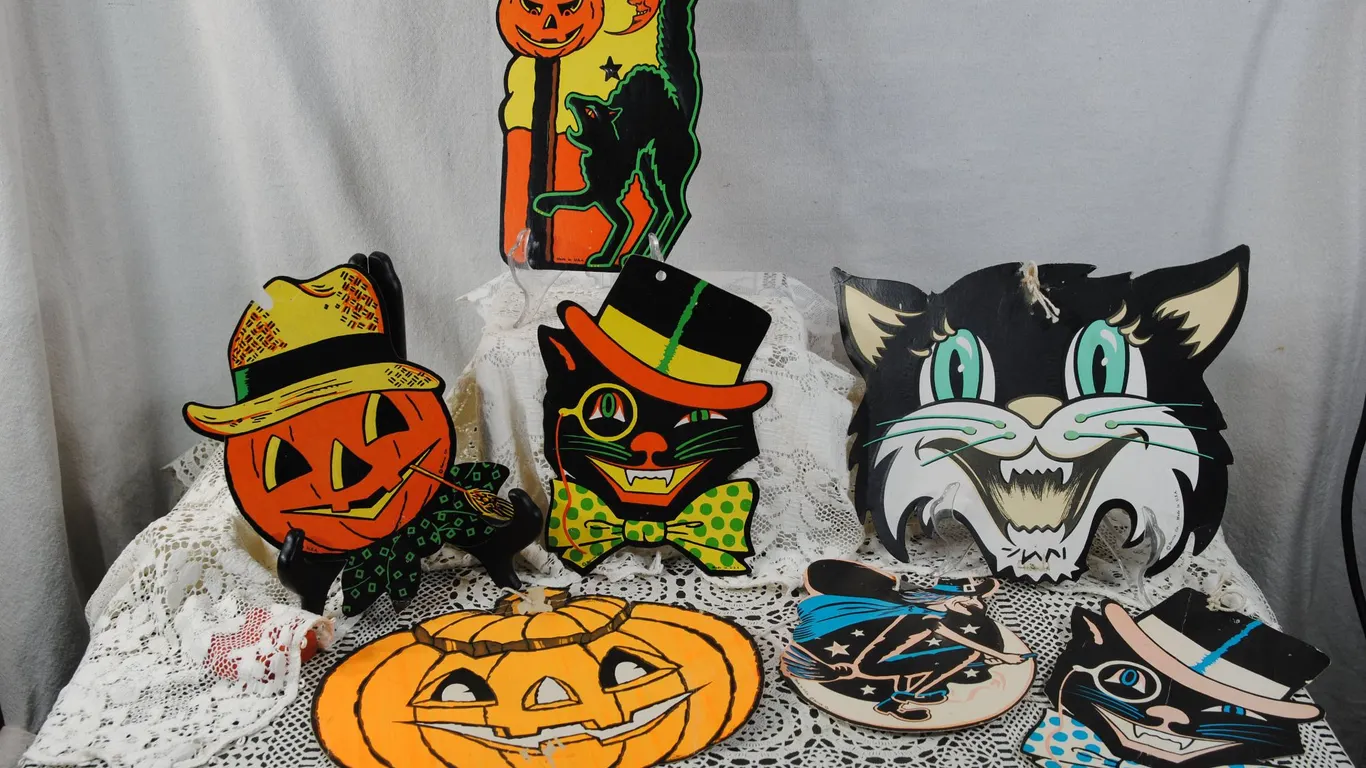 Vintage Beistle Co Die-Cut