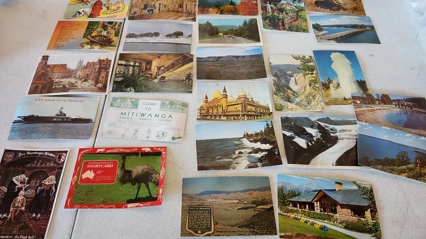 25 Vintage Postcards, See Photos