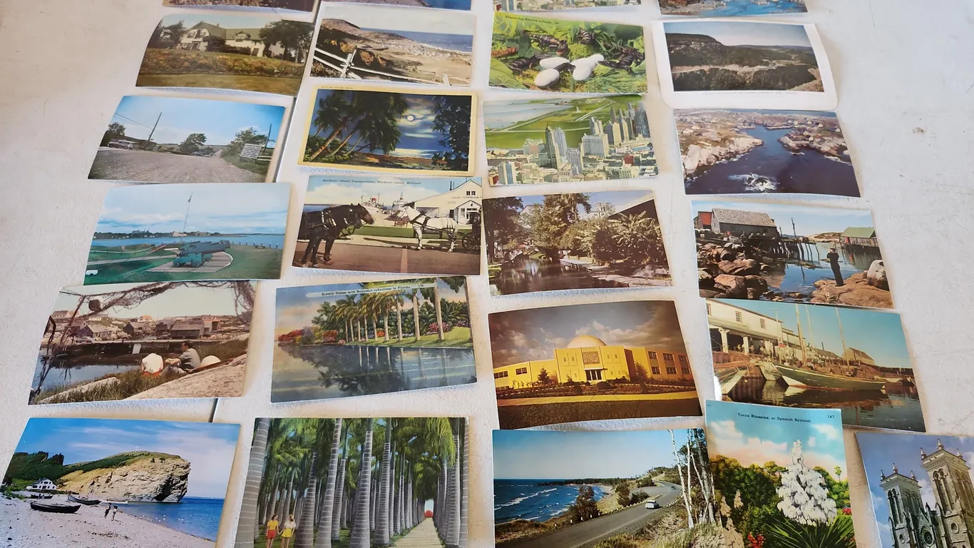 25 Vintage Postcards, See Photos