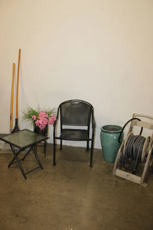 Patio Furniture & Accessories