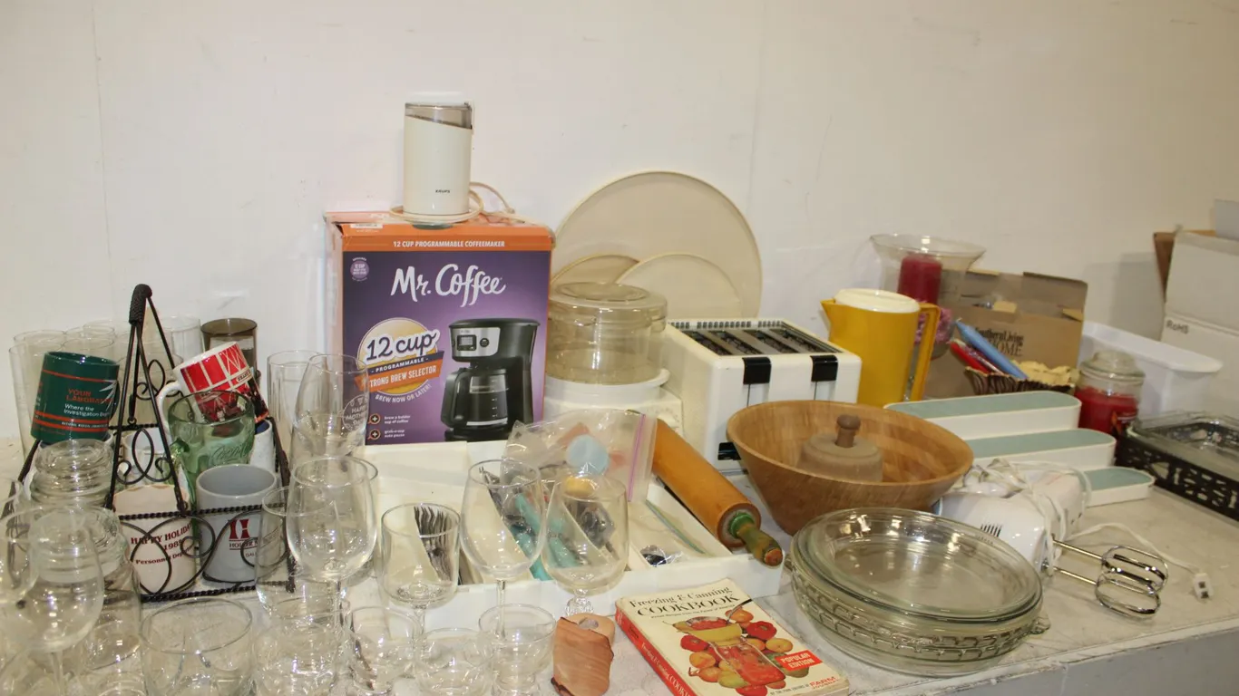 Mr. Coffee & Kitchenware