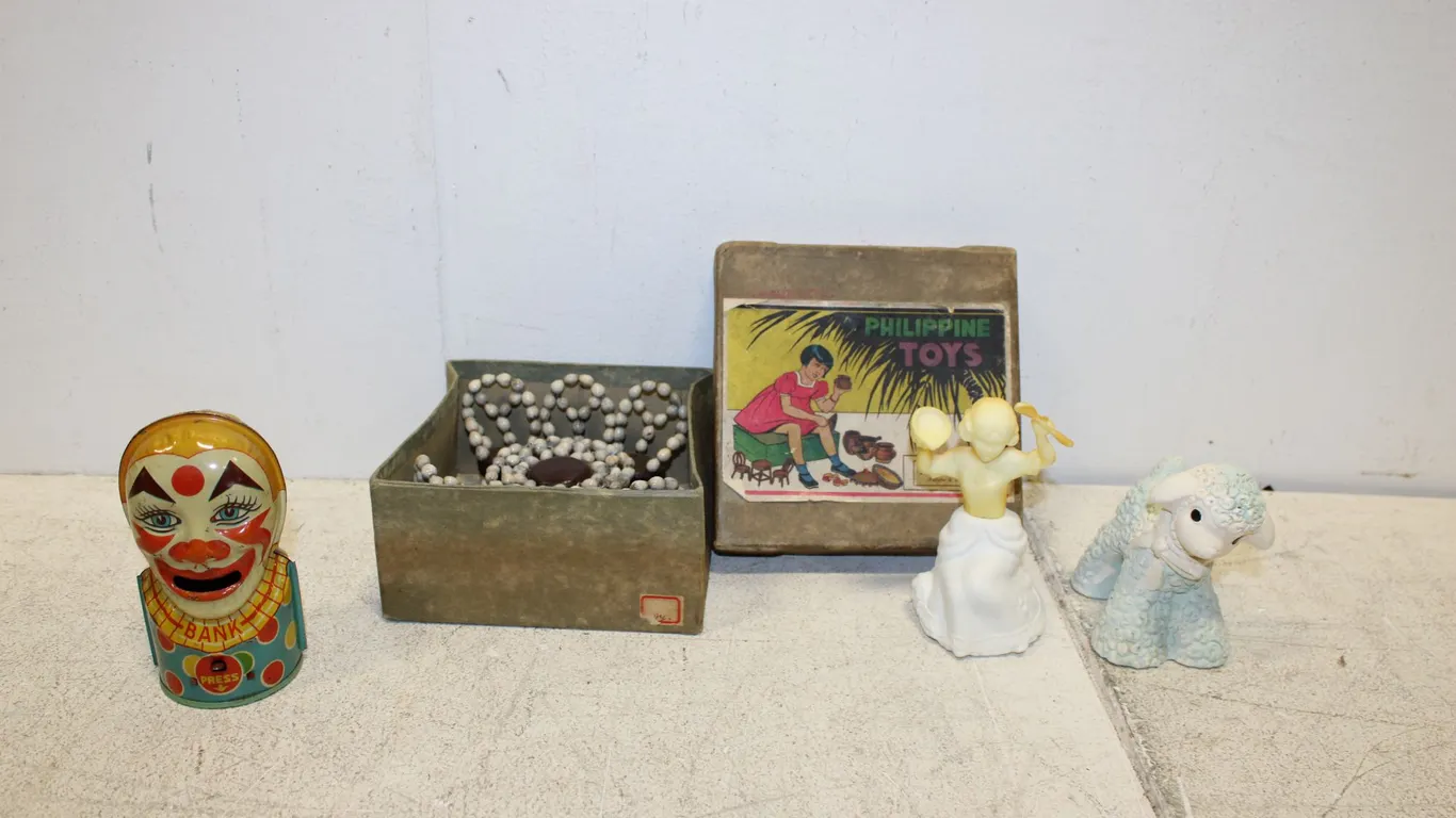 Clown Bank & Figurines