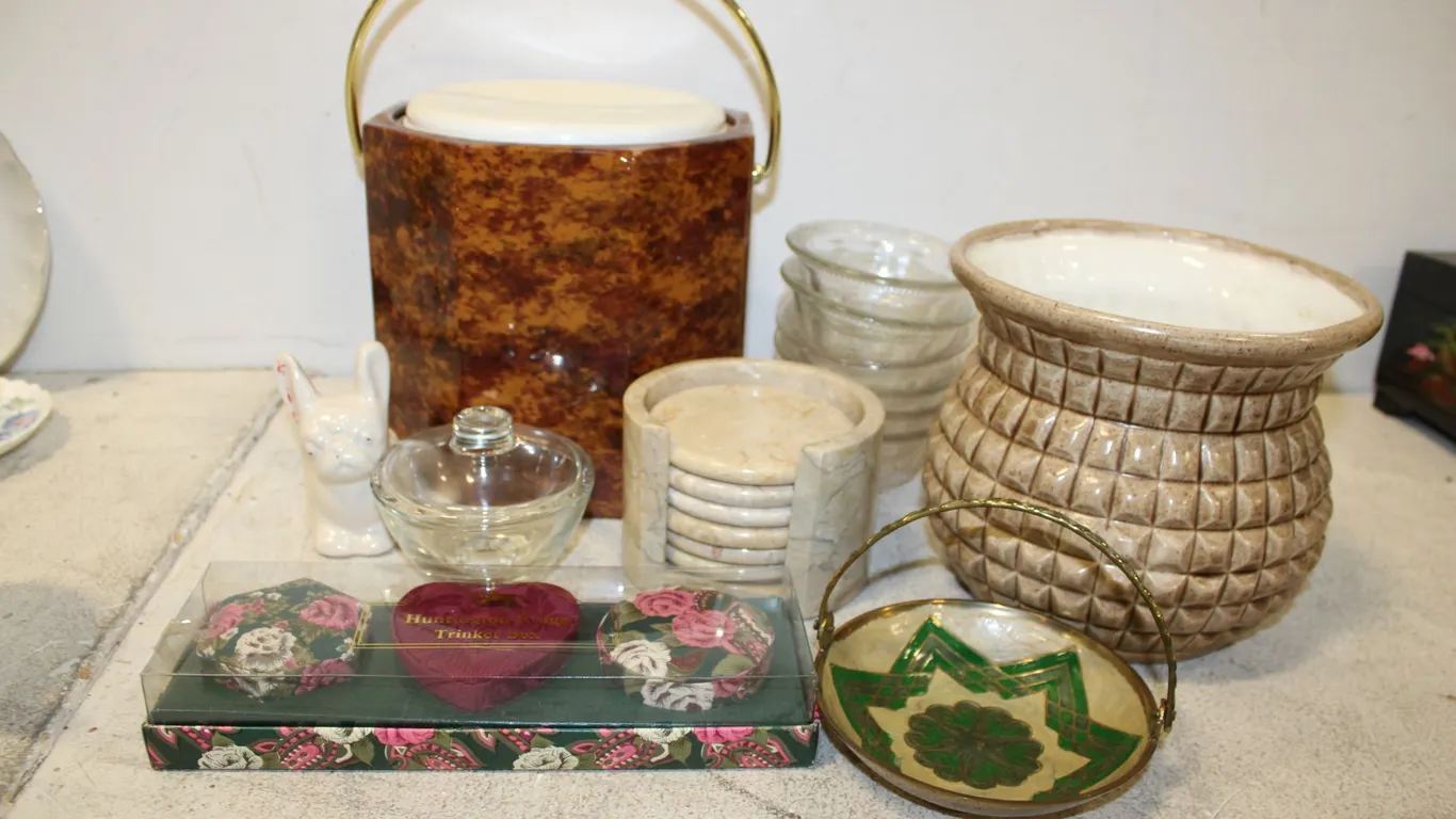 Kitchen Décor & Accessories