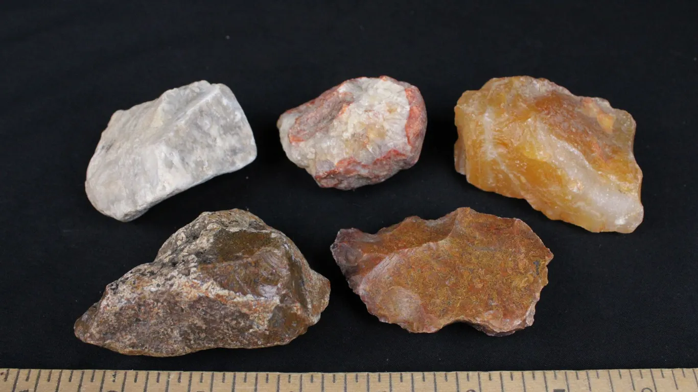 Agate, 1 lb 3 oz