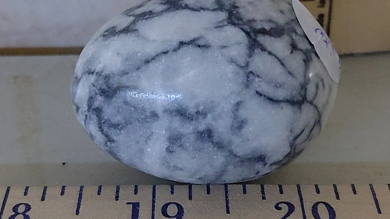 Howlite Egg