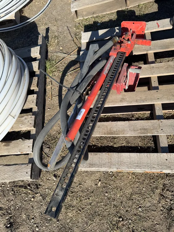48” jackal, Fil-Rite 20 GPM pump, condition unknown