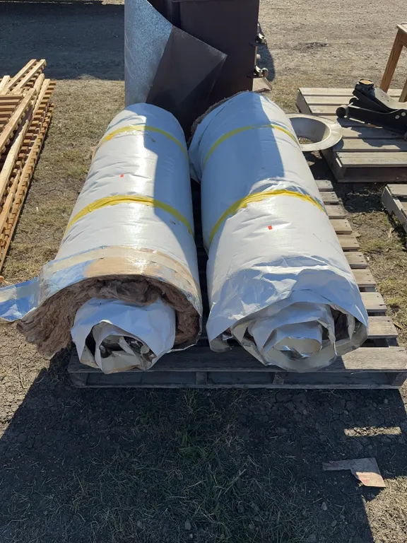 2 rolls of insulation