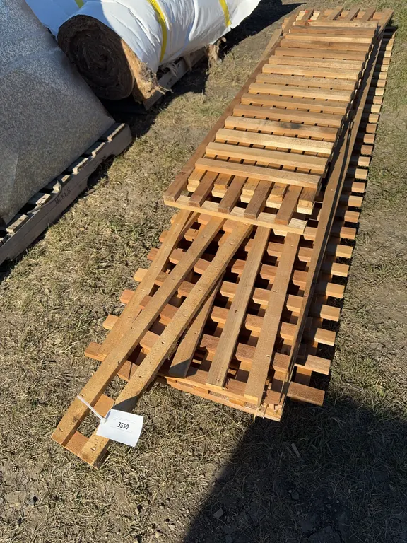 Qty of cedar lattice