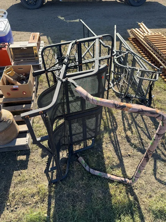 Hunting tree stand