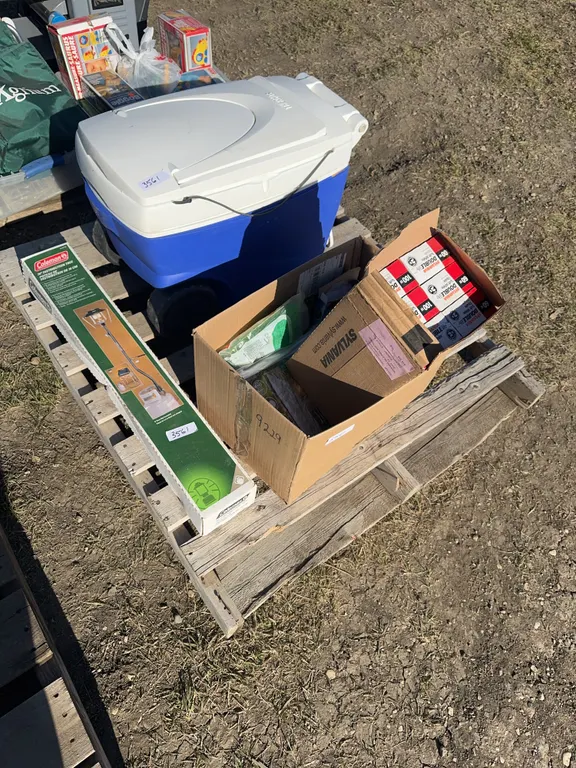 Pallet with cooler, light bulbs, garden netting, Coleman 30” distribution tree
