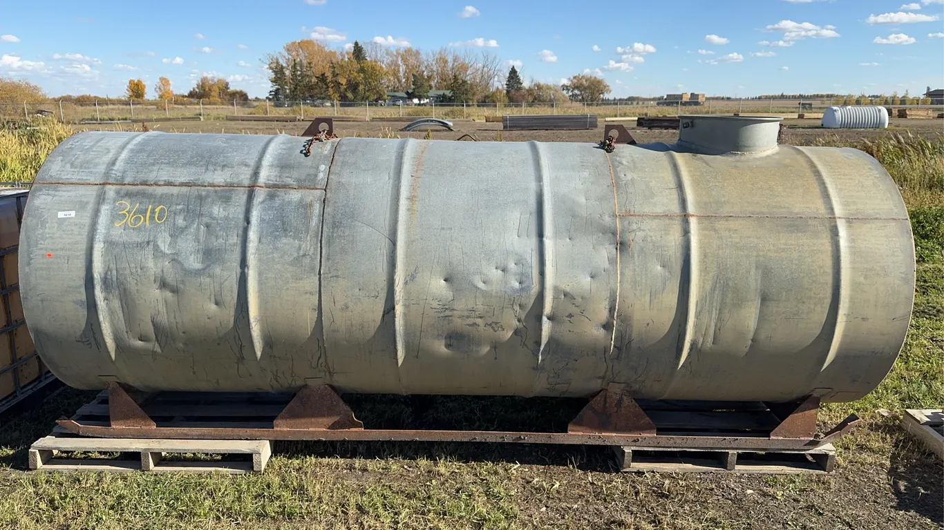 1000G galvanized tank on skids, no lid