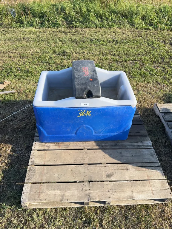 Spi poly livestock watering bowl