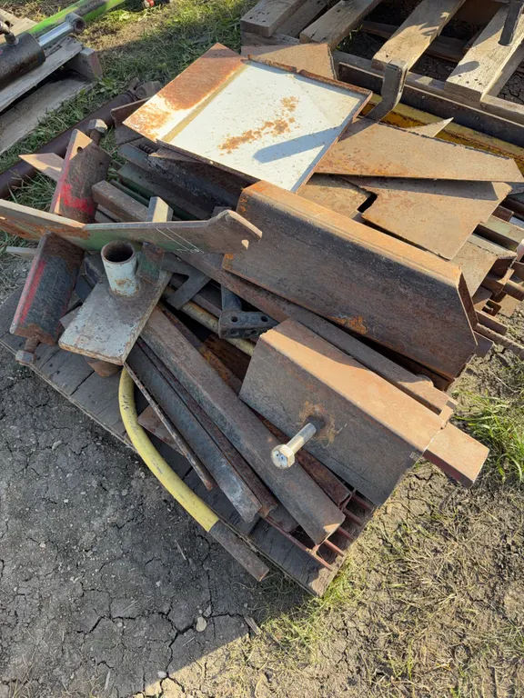 Pallet of misc steel
