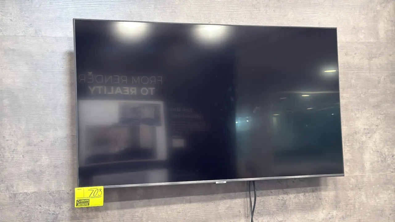 Samsung BE50T-H 50" flat screen monitor. Includes articulating wall mount bracket.