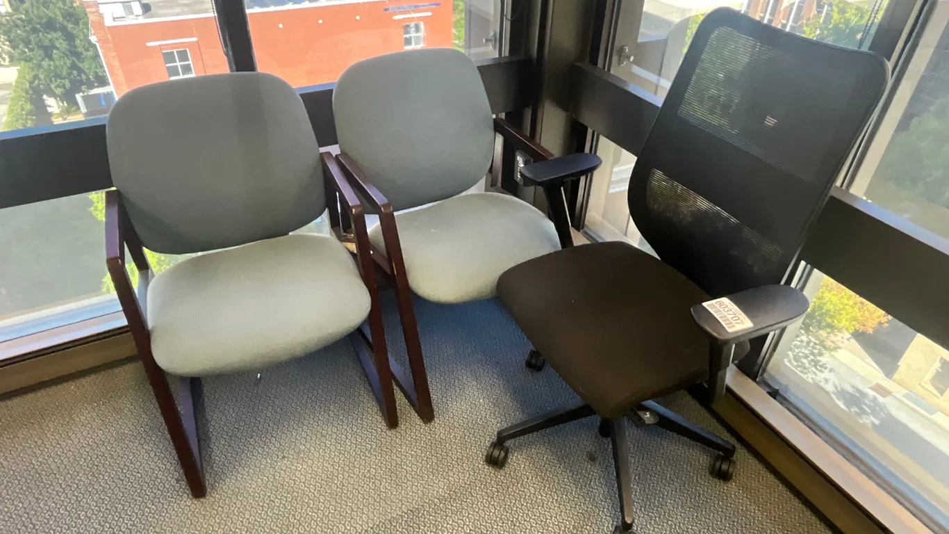 QTY (3) OFFICE CHAIRS