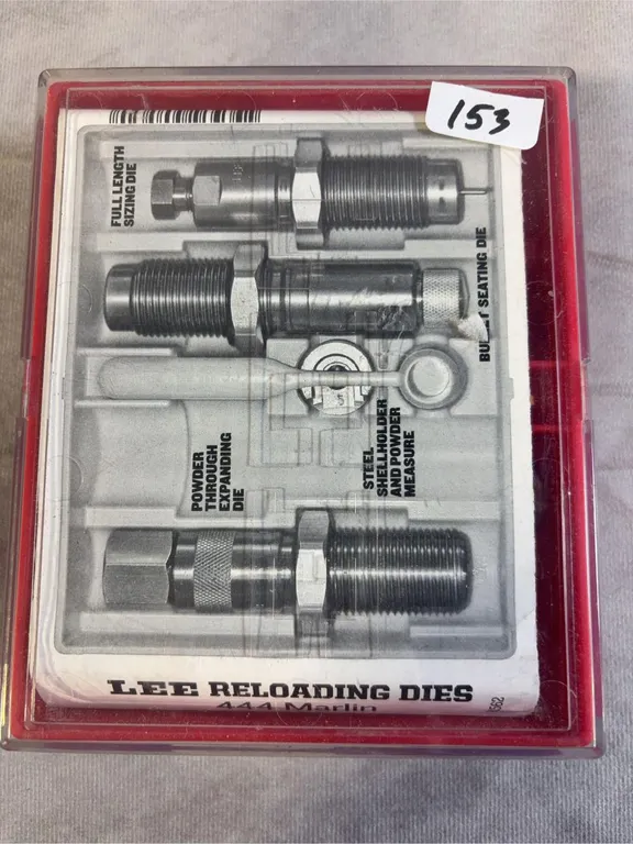 Lee 444 3 Die Set w/ Extras