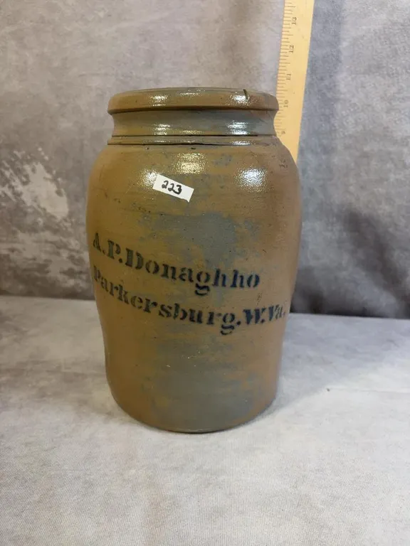 A.P. Donaghha Parkersburg, WV Crock