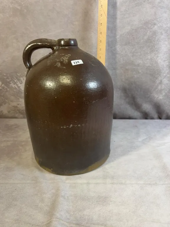 2 Gallon Bee Sting Bee Hive Crock Jug