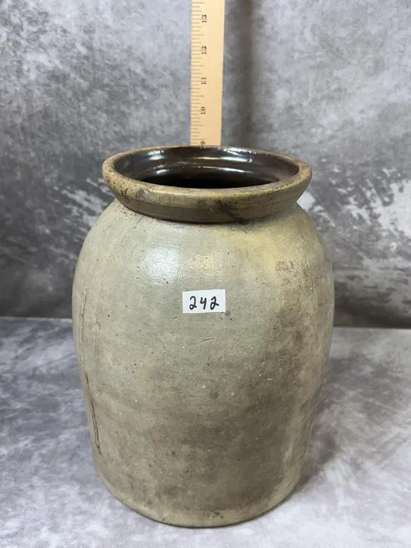 Antique Crock, Possibe Donaghho. Circa 1870-1890. Very Good Condition, No Cracks Or Chips