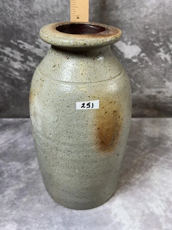 Wax Sealer Jar. Possible Donaghho. Very good condition. One small chip on the top lip. Circa 1875-1895