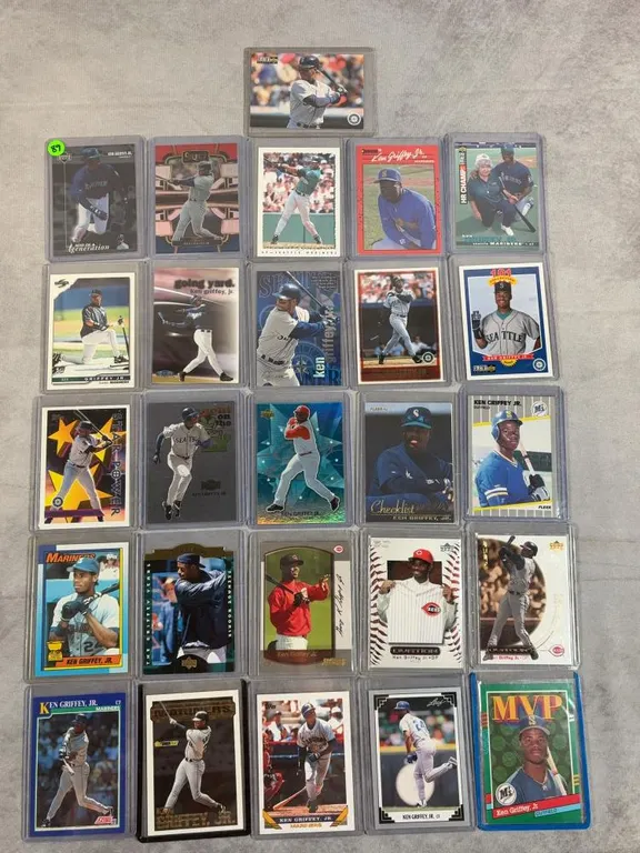 (26) Ken Griffey Jr. Cards Including Rookies & Inserts